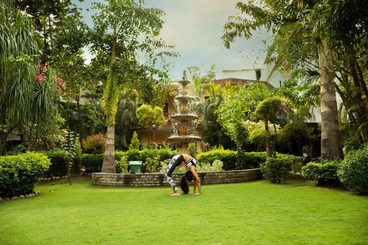 Hotel The Narayana Palace By Salvus Rishīkesh Exterior foto