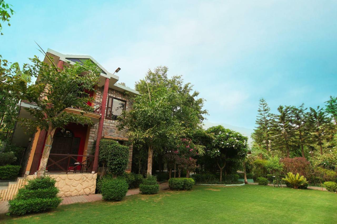 Hotel The Narayana Palace By Salvus Rishīkesh Exterior foto
